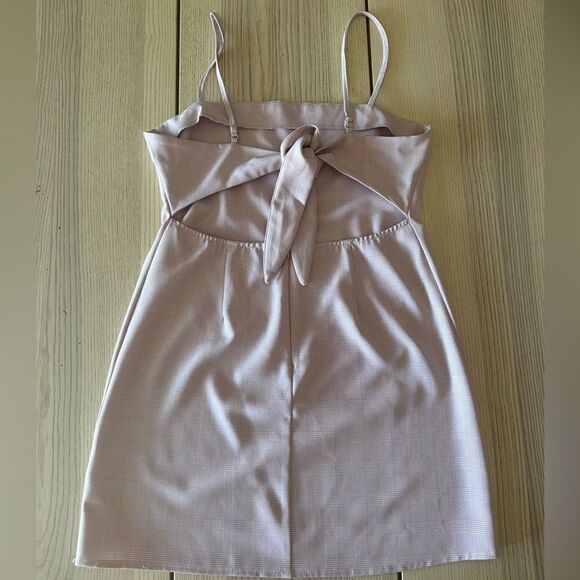 Princess Polly Light pink fit & flare open back summer Barbie mini dress - Sz 10 - Picture 3 of 7